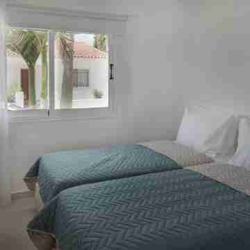 Phaedrus Living Olga Residence Rooms