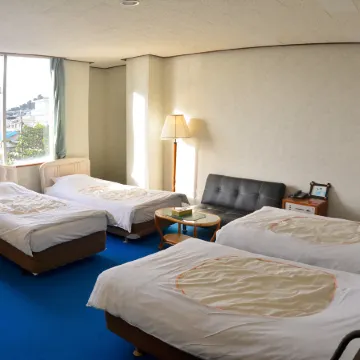 Kanko Business Hotel Heian Отели в г. Урума