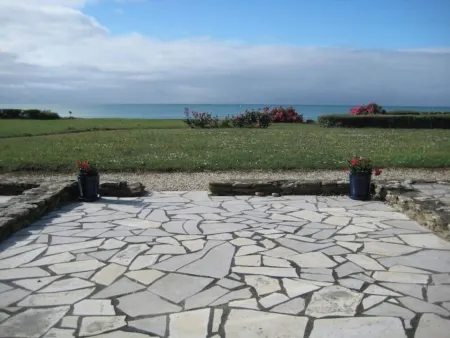 Ideal facing the sea and the old port Отели рядом с достопримечательностью «Gulf of Morbihan»