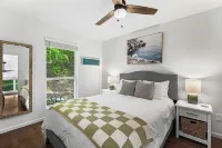 Treehouse Loz Seclusion for 6! - parcheggio