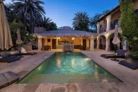 Hotel 1697 Loreto - Pools