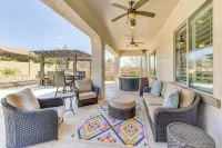 Home w/ Hot Tub & Outdoor Space in Queen Creek! - Homestays
