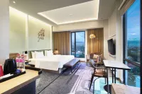 Luwansa Hotel and Convention Center Manado Hotel a 