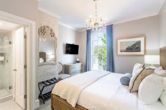 Serenity Inn Newport