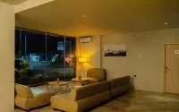 Oma Casa Hotel