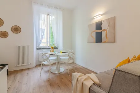 Da Vinci Retreat in Lecco Отели в г. Лекко