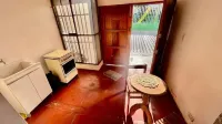 Comfortable mini apartment with door to the street. Hotels in Tiabaya District