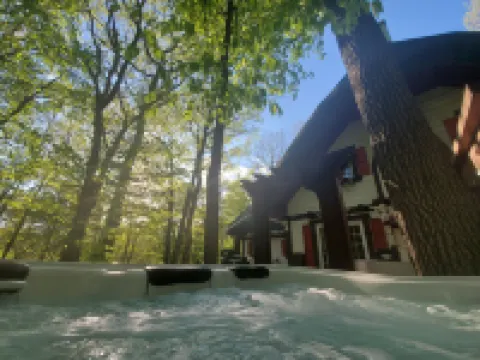 Le Manoir aux Secrets Hotels in Rawdon