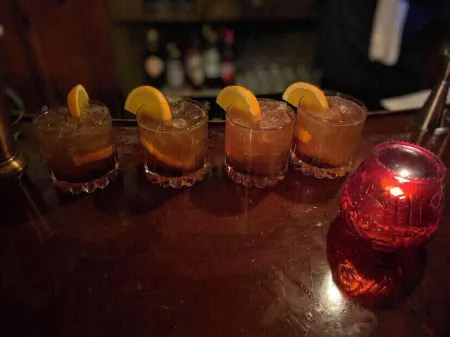 Perfect Rating DT Home! Walk to Beach, Eats and More! 5 Min. to Road America!