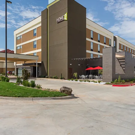 Home 2 Suites by Hilton - Yukon