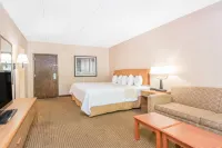 Days Inn by Wyndham Duluth Lakewalk