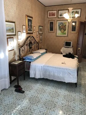 Penthouse Anna, in the center of a small town with a splendid sea view