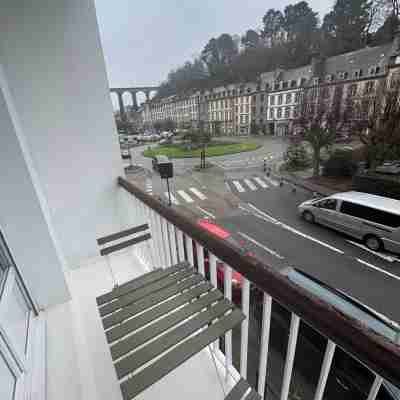 Le tiamo, studio in Morlaix with view of the port and viaduct Others