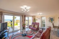 Beach View House - Self Catering Holiday Home - 50 yards from the beach