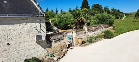 Authentic 2-bedroom gite ideally located for visiting Anjou with the family.