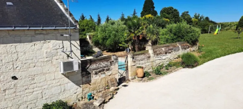 Authentic 2-bedroom gite ideally located for visiting Anjou with the family. Hotels in Les Ulmes