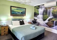 Mollymook Ocean View Motel Reward Long Stays - over 18's Only Hotels near Bogey Hole Mollymook
