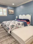 Spacious 5-bedroom Lakefront Family Retreat -Lake Placid
