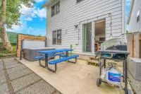 Seaside Riverfront Escape • HotTub • Walk to Beach