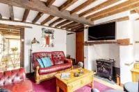 This charming 17th Century Grade II listed Cottage Hotels in Marlow