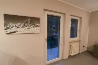 Welcome to La Maison de Ginny Hotels in Quart