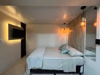 2-bedroom studio in delightful San Salvador with AC, WiFi