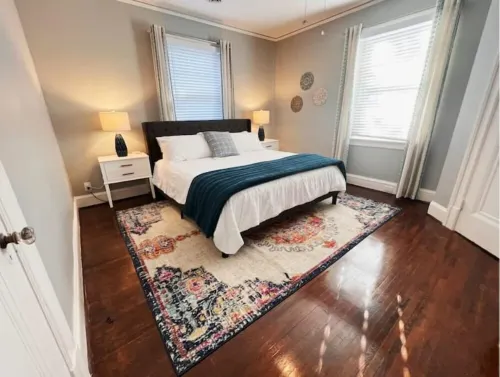 Stylish 3King/2Twin -The Heritage House
