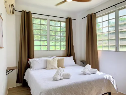 Casa Verde - 180° Ocean Views Rooftop Deck - King Beds