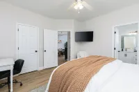 Spacious and Quiet 3-bedroom townhome with WiFi and AC in Acworth