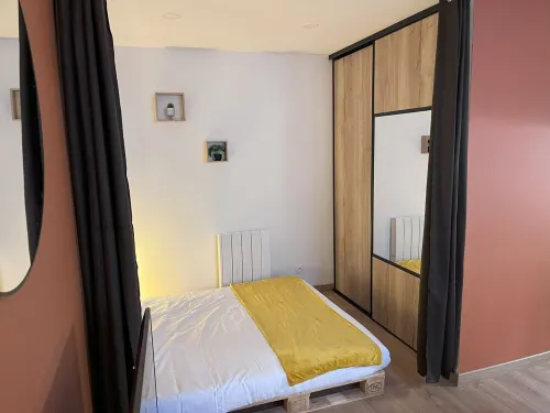 Fully-equipped studio just a stone's throw from the Château de Lunéville Hotel a Luneville