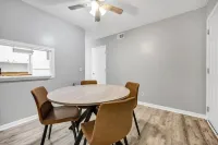 Southern Comfort: 2BD/2BA near Downtown Columbia