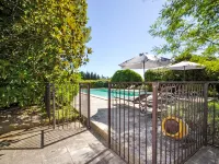 Les Puits Neufs - piscina