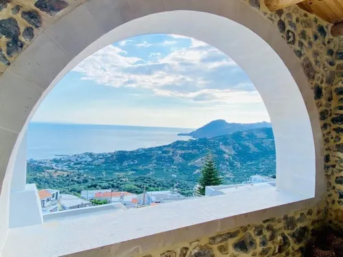 Meraki - Cara luxury apartment with sea views Hotels in Foinikas