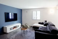 Beautiful villa in Antibes with a pool