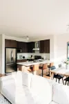 Brand New contemporary 4 bedroom nestled in nature Hotels in Pickering