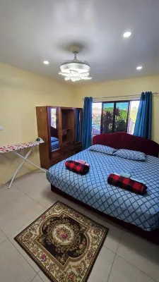 HASMATULLAH HOLIDAY APARTMENT 2-bedroom with WiFi & AC in delightful Sigatoka Hotels near Kalevu Cultural Centre