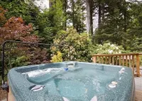 Moonstone Sanctuary: Serene Retreat Near  Moonstone Beach