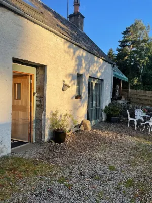 Old Stable House Ground Floor barn conversion in the Cairngorm National Park Hotels near Kingussie Railway Station