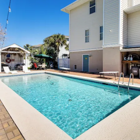 Spacious Tybee Island Retreat w/ Private Pool