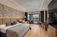 Miracle Resort Hotel