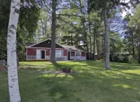 Calling Outdoor Adventurers! Resting on Grace Lake House with Home Theater!