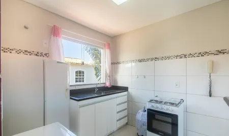 Apt in Condo w/ Pool 850m from the Beach - Srr0007 Отели рядом с достопримечательностью «Taperapuan»