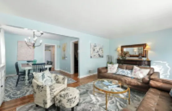 Adorable, Peaceful Retreat In Premier Fort Wayne Location, Sycamore House