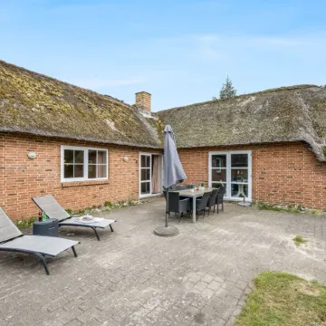 "Hedi" - 900m from the Sea