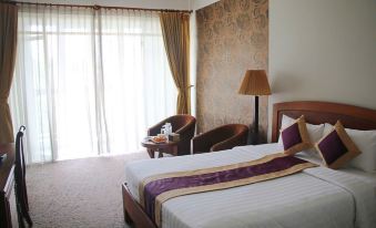 Nha Khach Quoc Hoi Ho Chi Minh