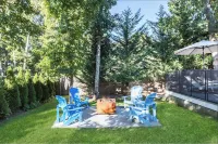 Beautiful Springs Home Recently Redesigned - Gunite Pool - 5 Bedrooms!