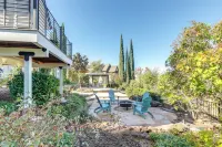 Steps to Sutter Creek Chic Wine Country Cottage - Wifi