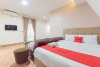 RedDoorz Premium @ Griya Inkoppabri Cisarua Puncak