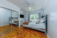 Amazing 3 BR Home | 5 mins to DT | Pet Friendly