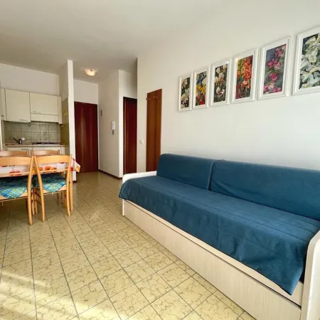 Apartment for Five with Balcony